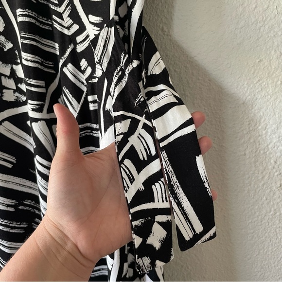 Nic + Zoe Wrap Dress Women’s M Black White Printed V Neck Lined Resort Palm Leaf - Picture 9 of 16